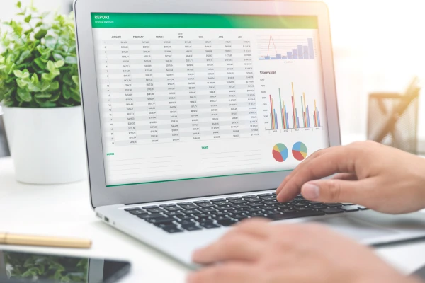 laptop financial